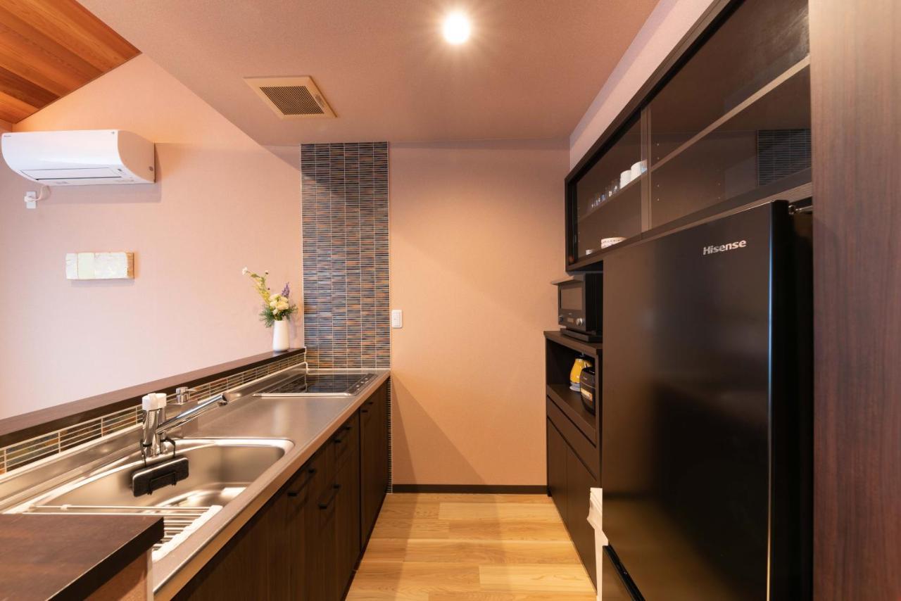 スタジオーネ 箱根強羅 West - Stagione Hakone Gora West Appartement Buitenkant foto